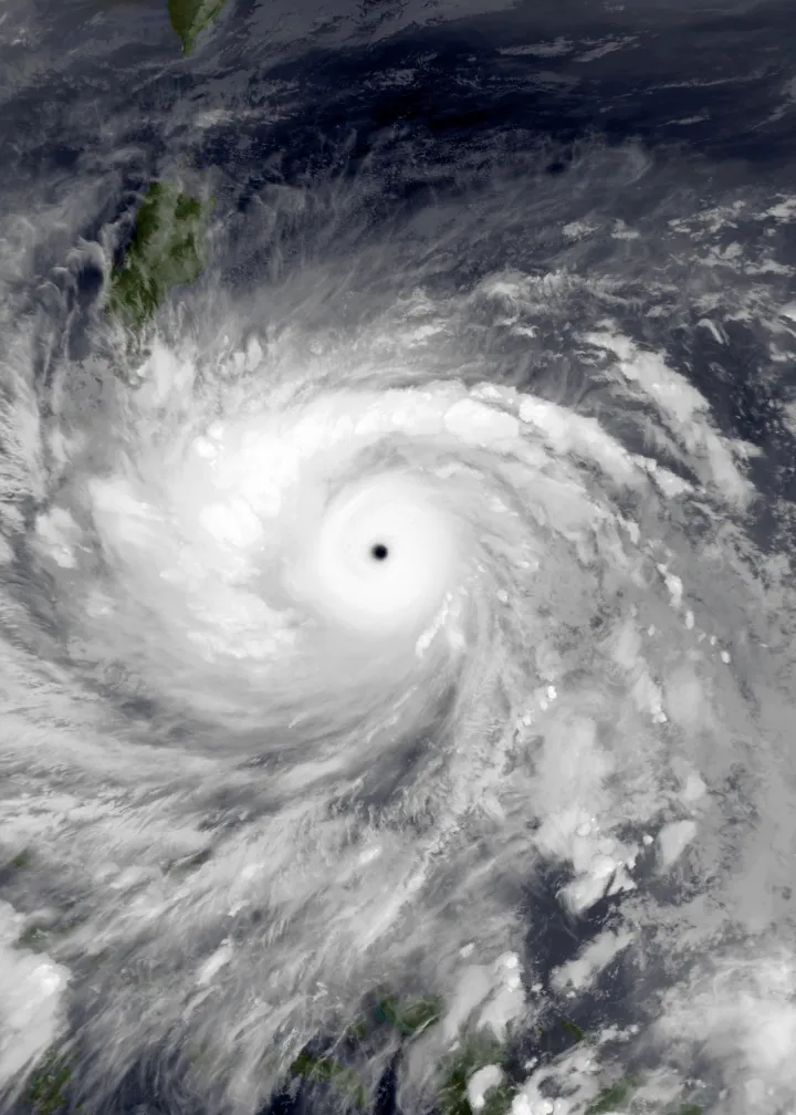 Haiyan 2013-11-07 1345Z (alternate, borderless)
