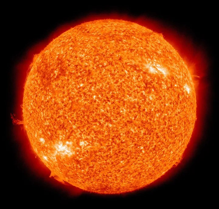 The Sun by the Atmospheric Imaging Assembly of NASA's Solar Dynamics Observatory - 20100819